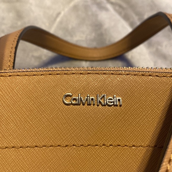 Kalvin Klein Purse/Bag - Picture 4 of 7